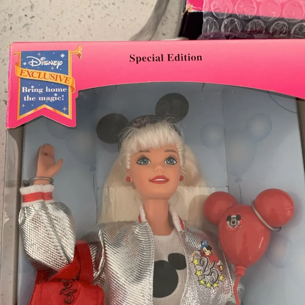 Vintage Special Edition Walt Disney World Barbie 25 th New - Picture 5 of 6